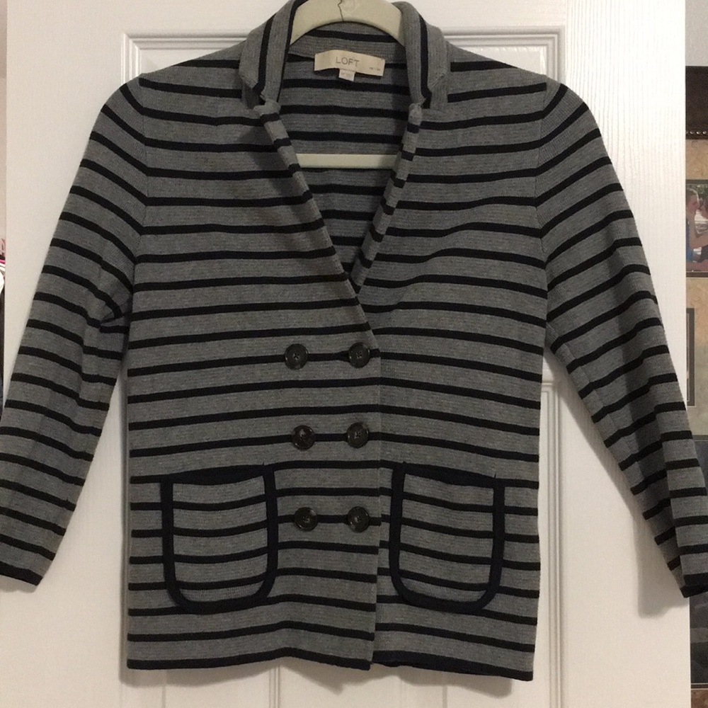 Adorable Navy & Grey Loft Size 0 Blazer